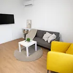 Pla Apartment